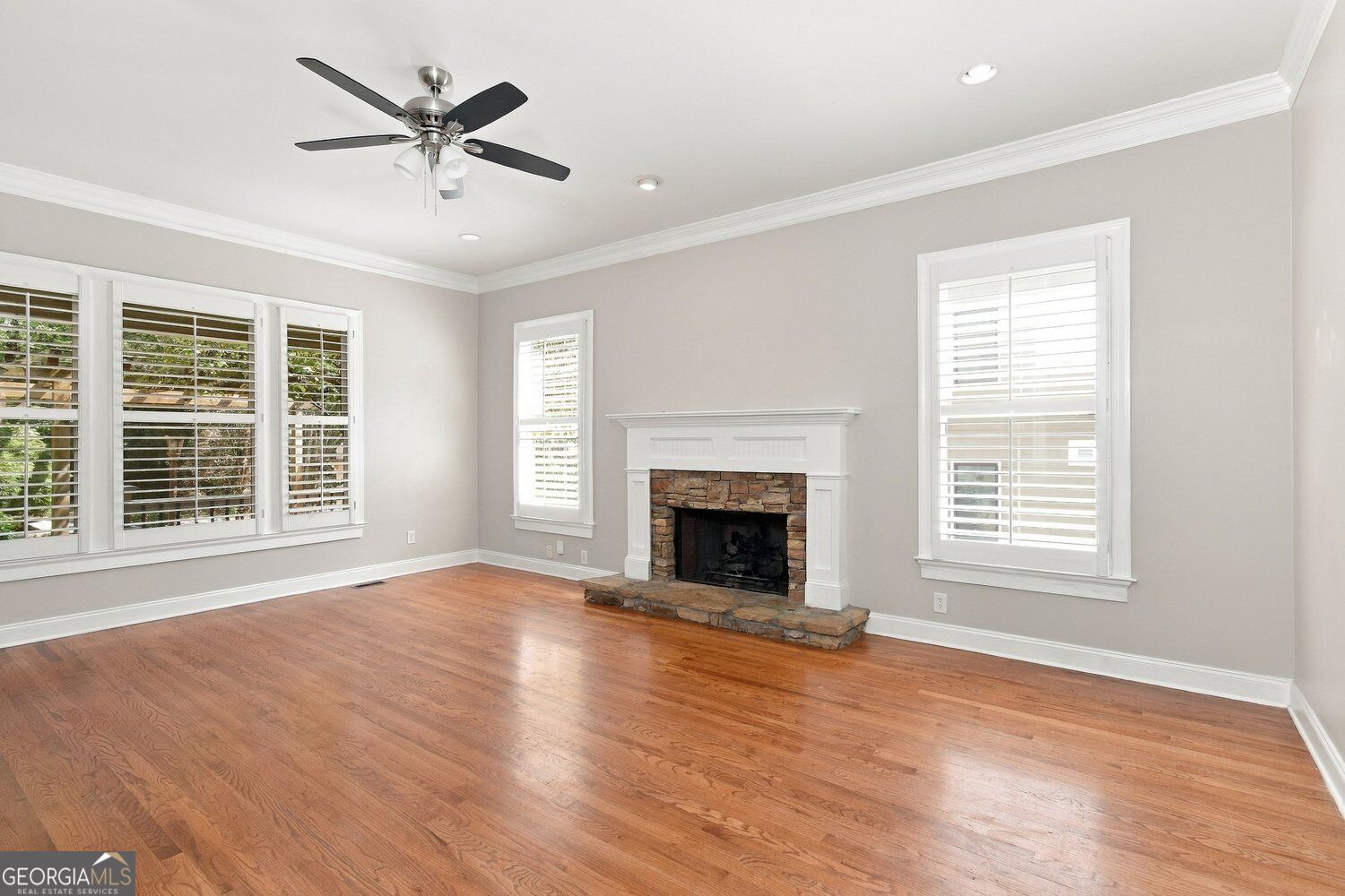 1442 Hedgewood Lane Nw Property Photo 9
