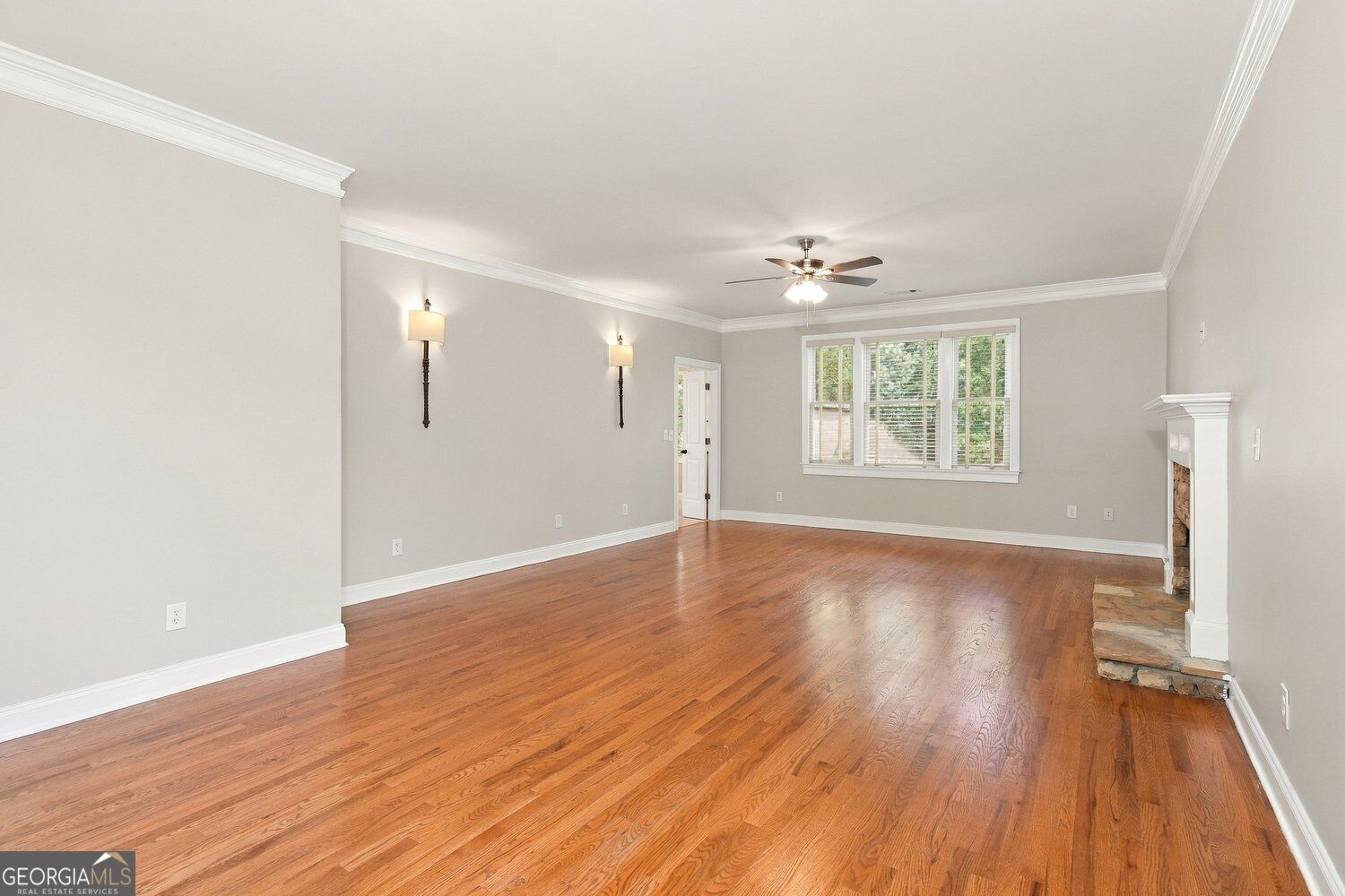 1442 Hedgewood Lane Nw Property Photo 10