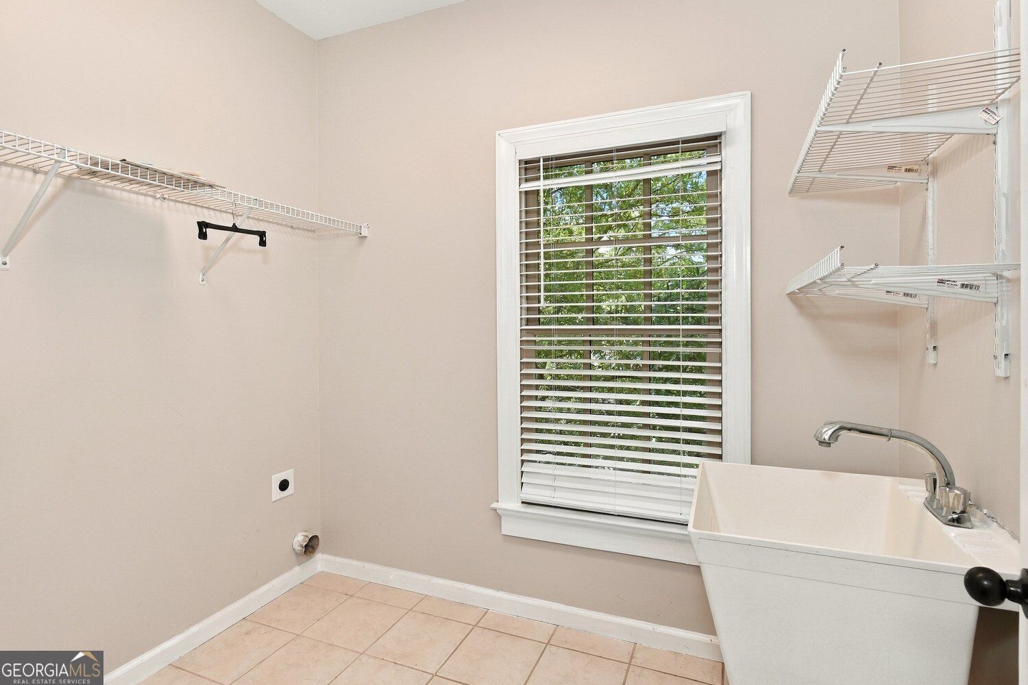 1442 Hedgewood Lane Nw Property Photo 26