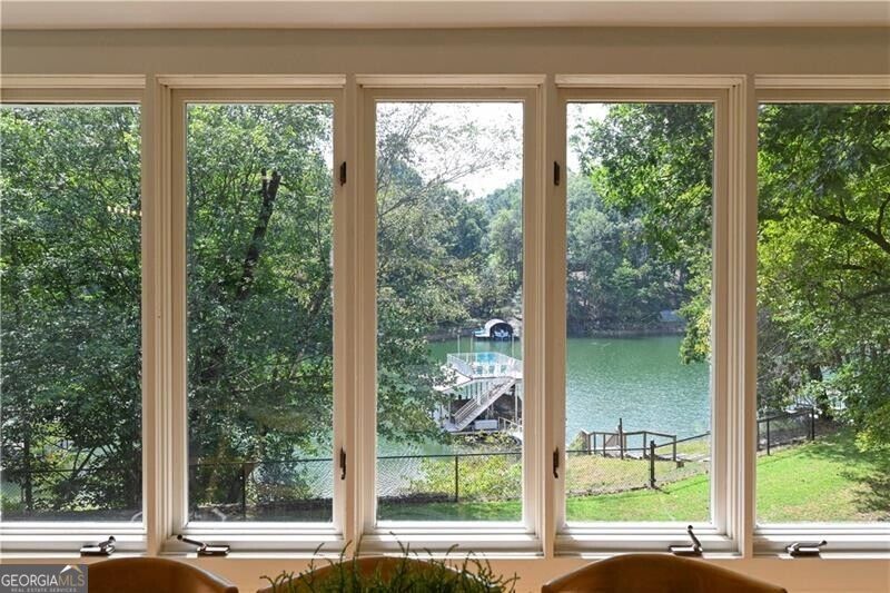 688 Harbor Cove Property Photo 15