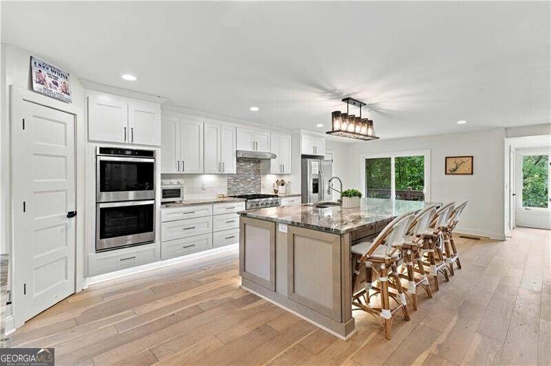 688 Harbor Cove Property Photo 23