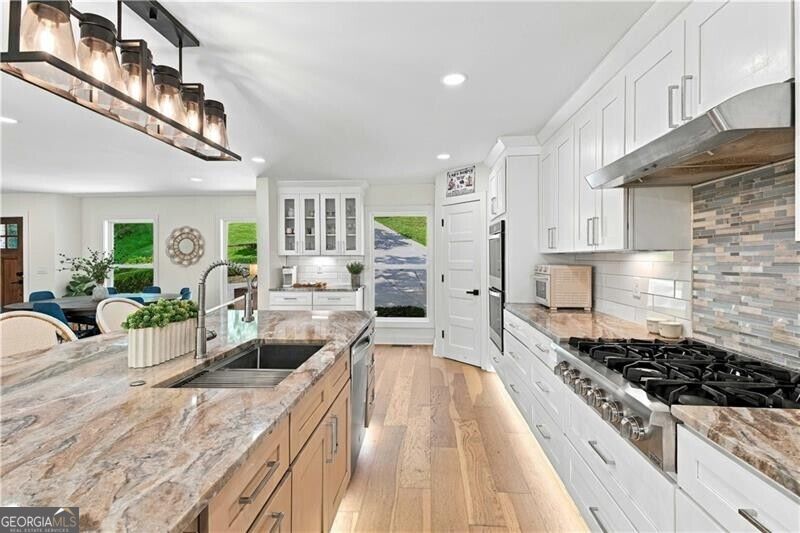 688 Harbor Cove Property Photo 25