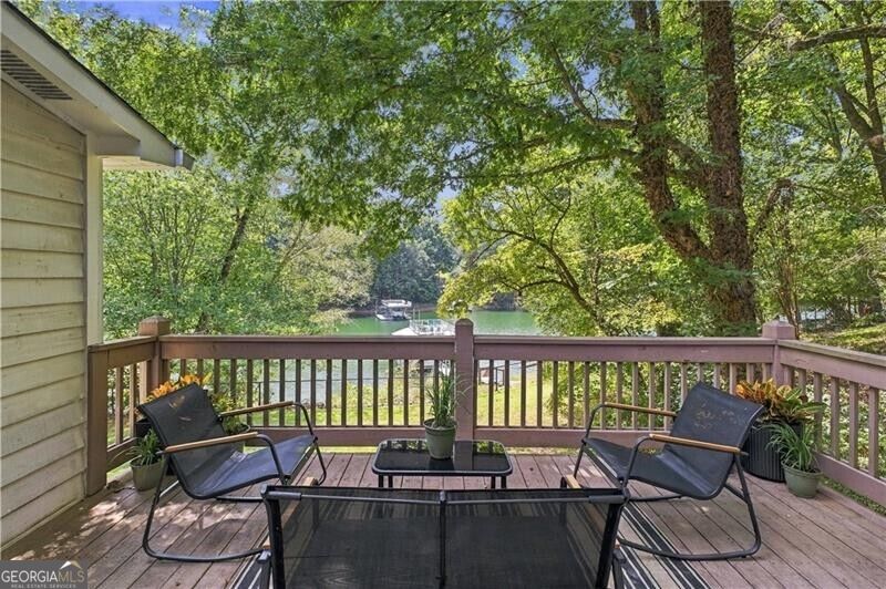 688 Harbor Cove Property Photo 36