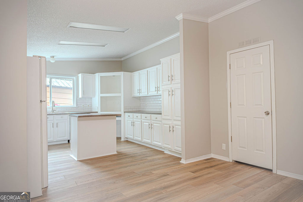 25 Deep Water Road Property Photo 11