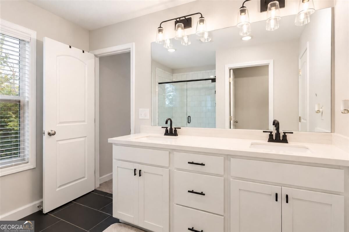 3730 Silvery Way Property Photo 12