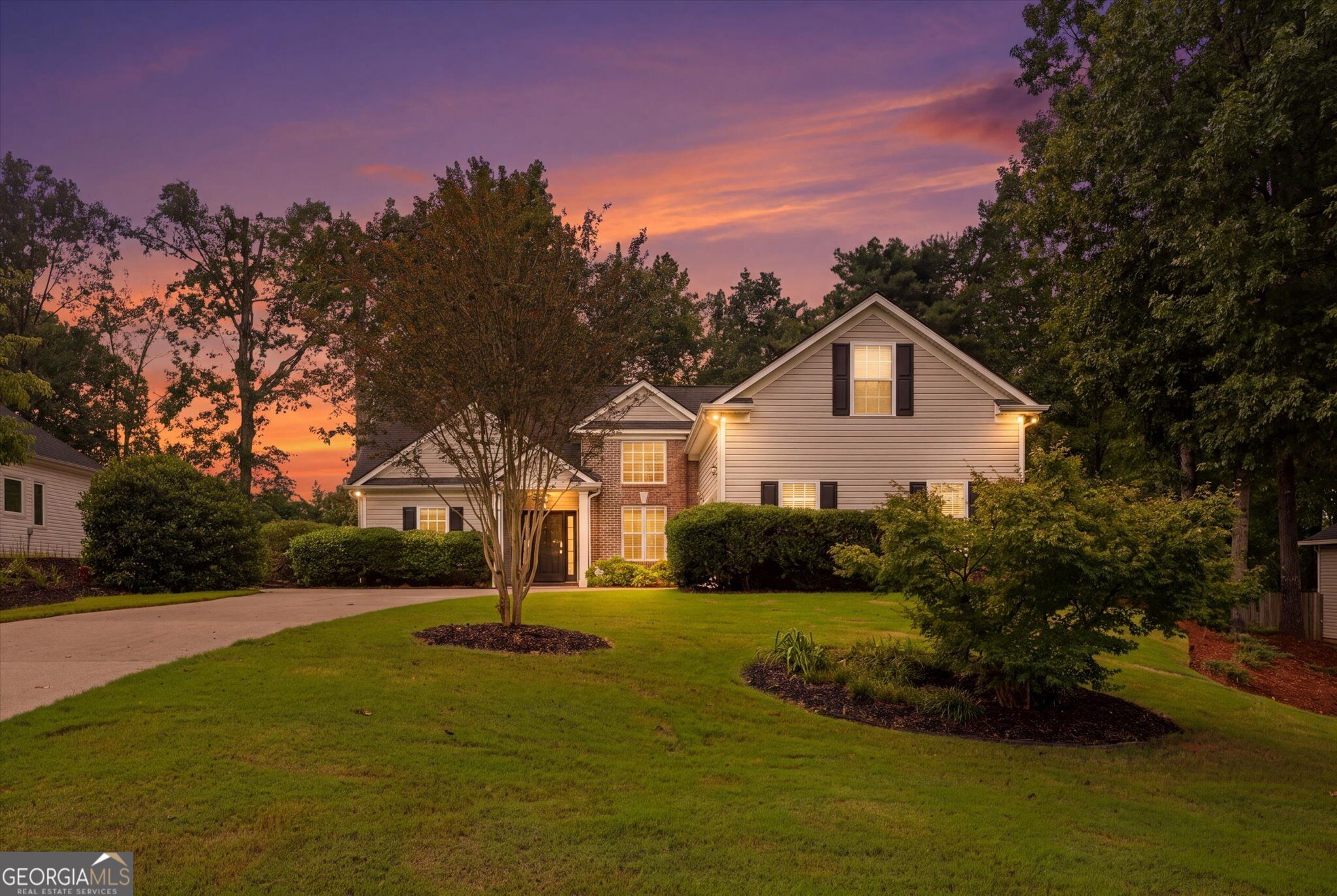 4483 Enfield Drive Property Photo 1