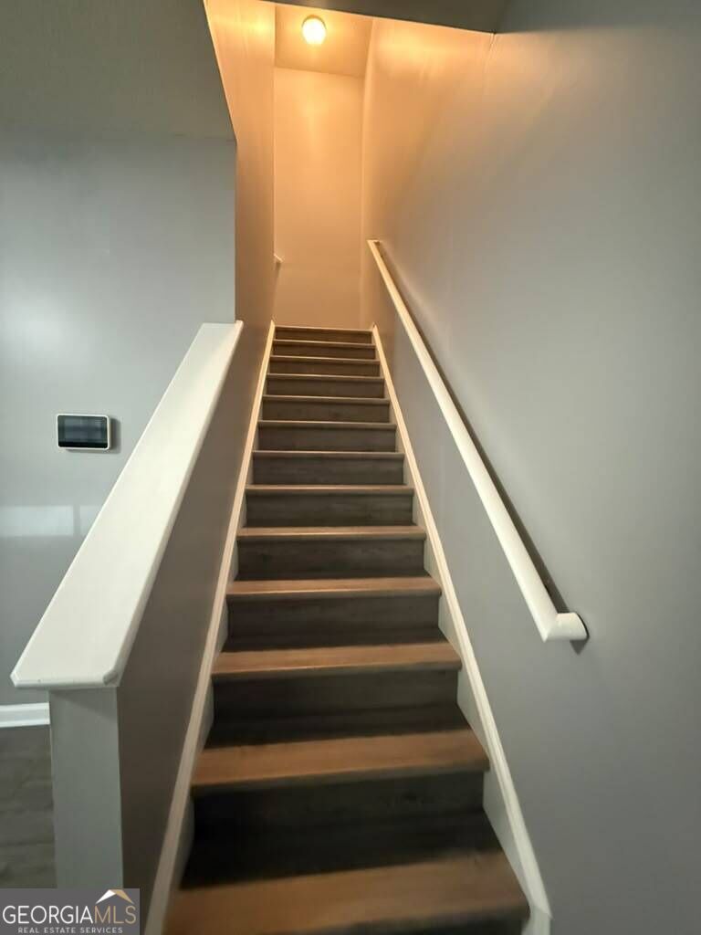 1759 Glen View Way Property Photo 10