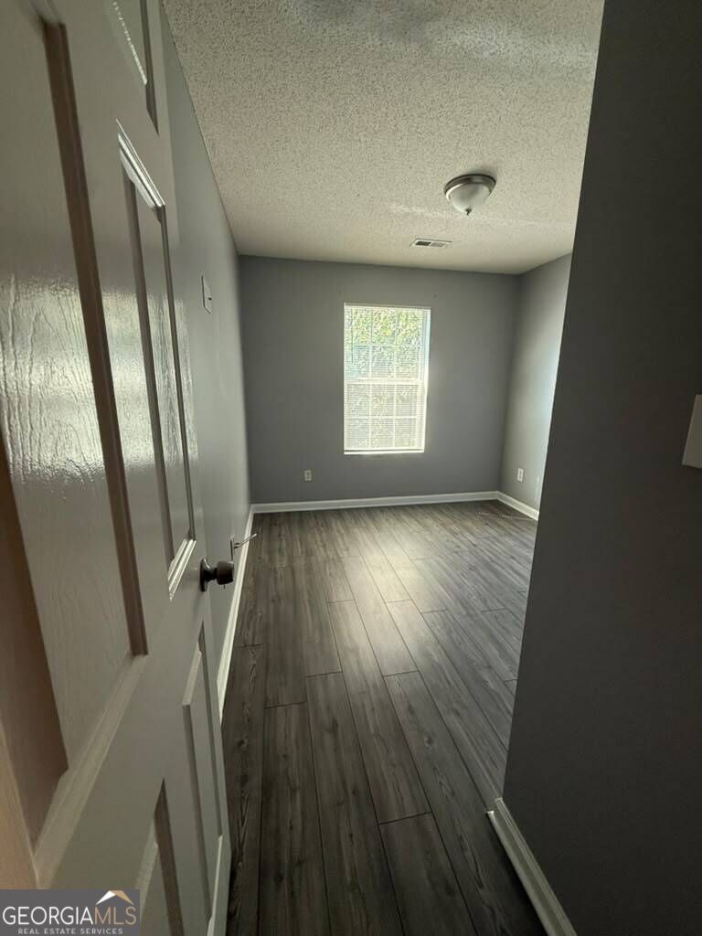 1759 Glen View Way Property Photo 12