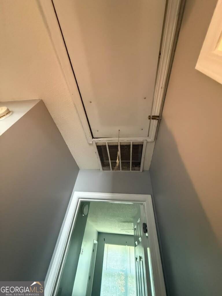 1759 Glen View Way Property Photo 18