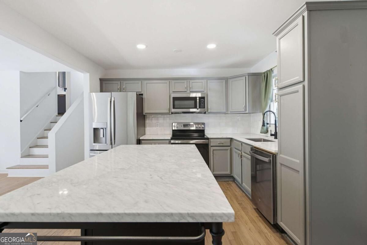 3650 Sheffield Place Property Photo 14