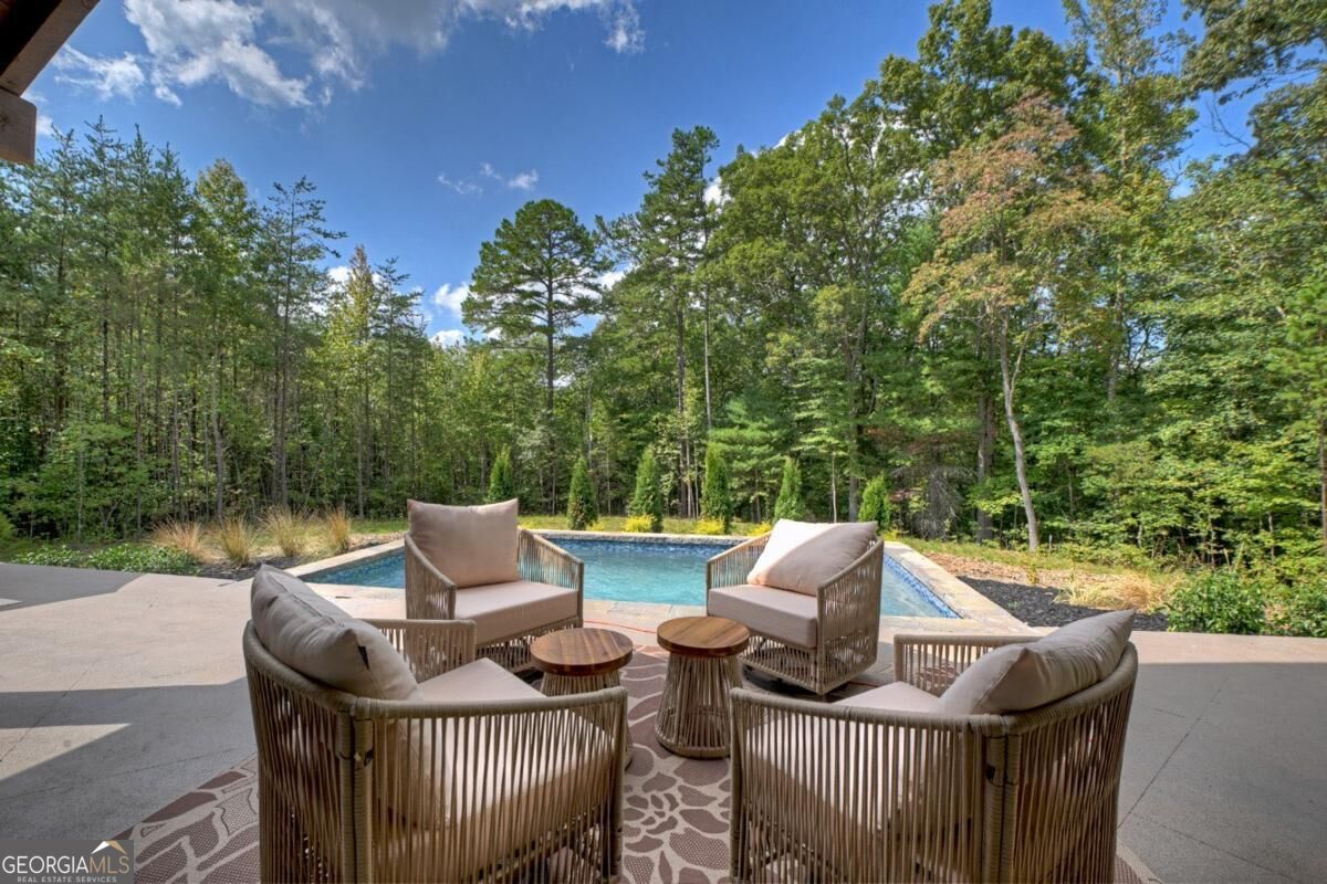 221 Whippoorwill Walk Road # 7 Property Photo 6