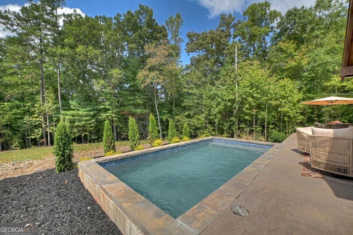 221 Whippoorwill Walk Road # 7 Property Photo 14