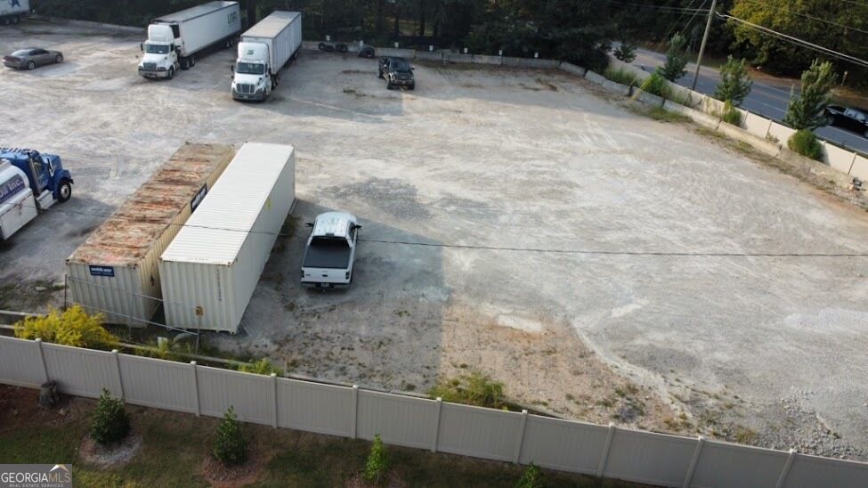 100 E Luke Road Property Photo 11