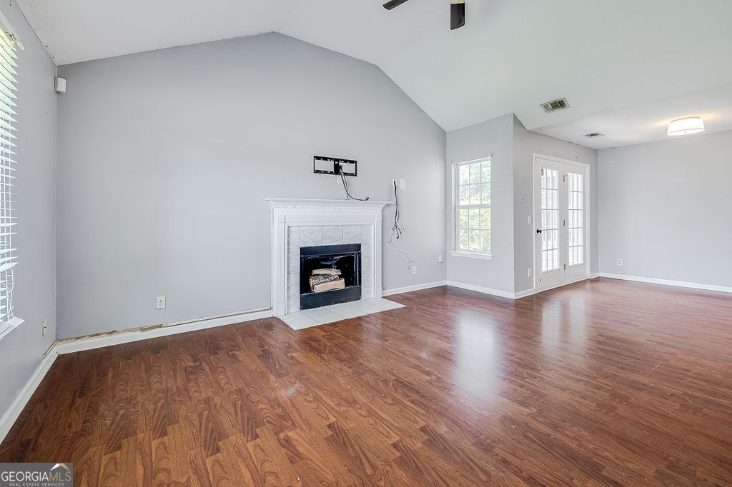 123 Berwick Lakes Boulevard Property Photo 3