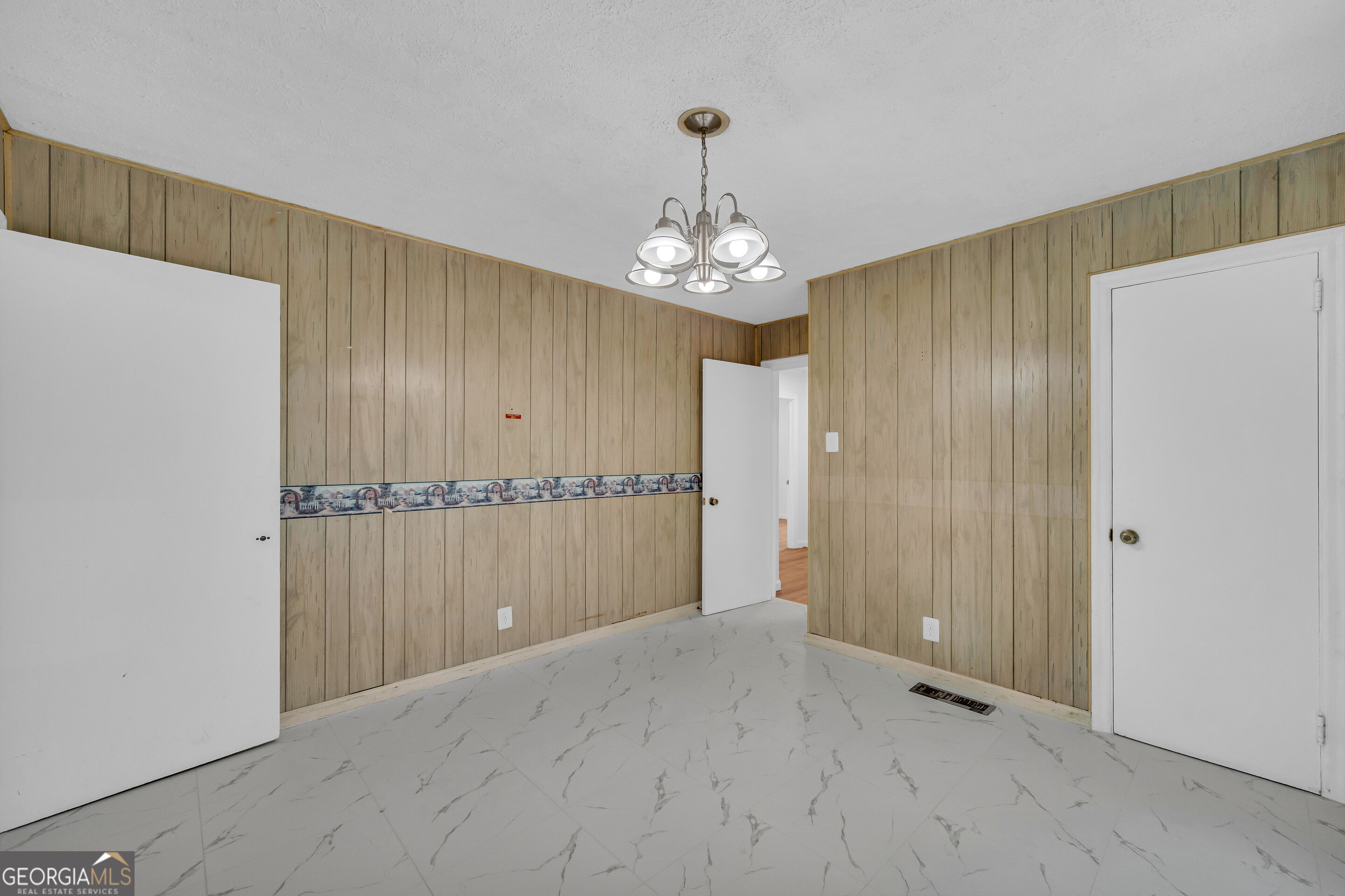 312 Hilltop Lane Property Photo 17