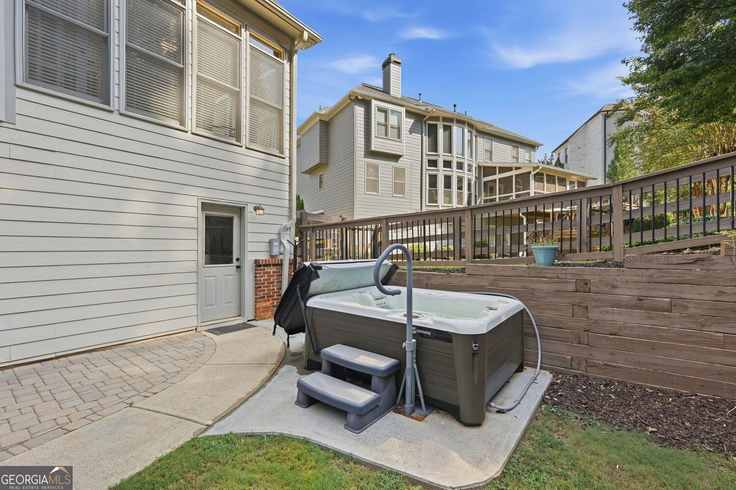 5370 Avonshire Lane Property Photo 46