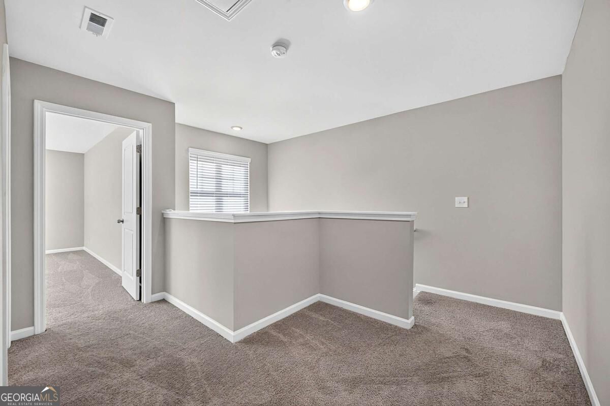 323 Golden Eagle Parkway Property Photo 14
