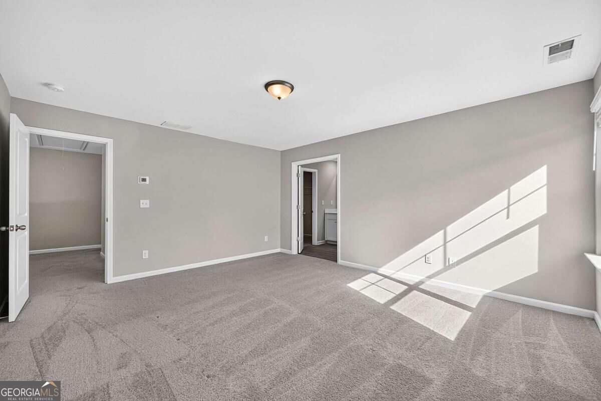 323 Golden Eagle Parkway Property Photo 15