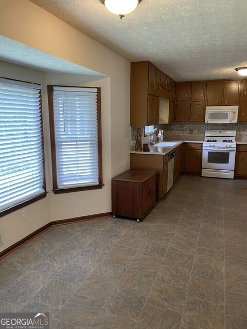 118 Cotton Indian Trail Property Photo 8
