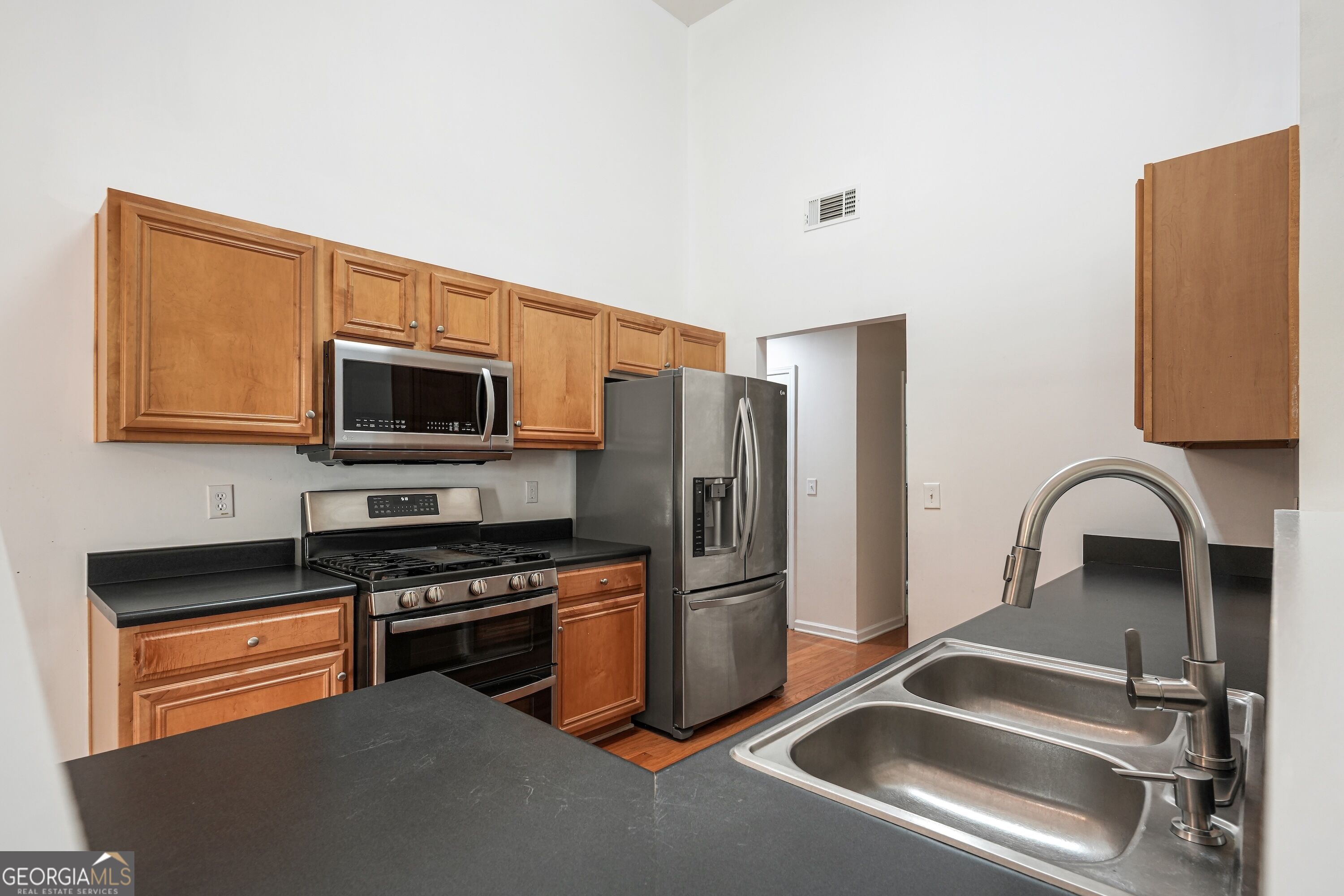 4177 Defoors Farm Drive Property Photo 10
