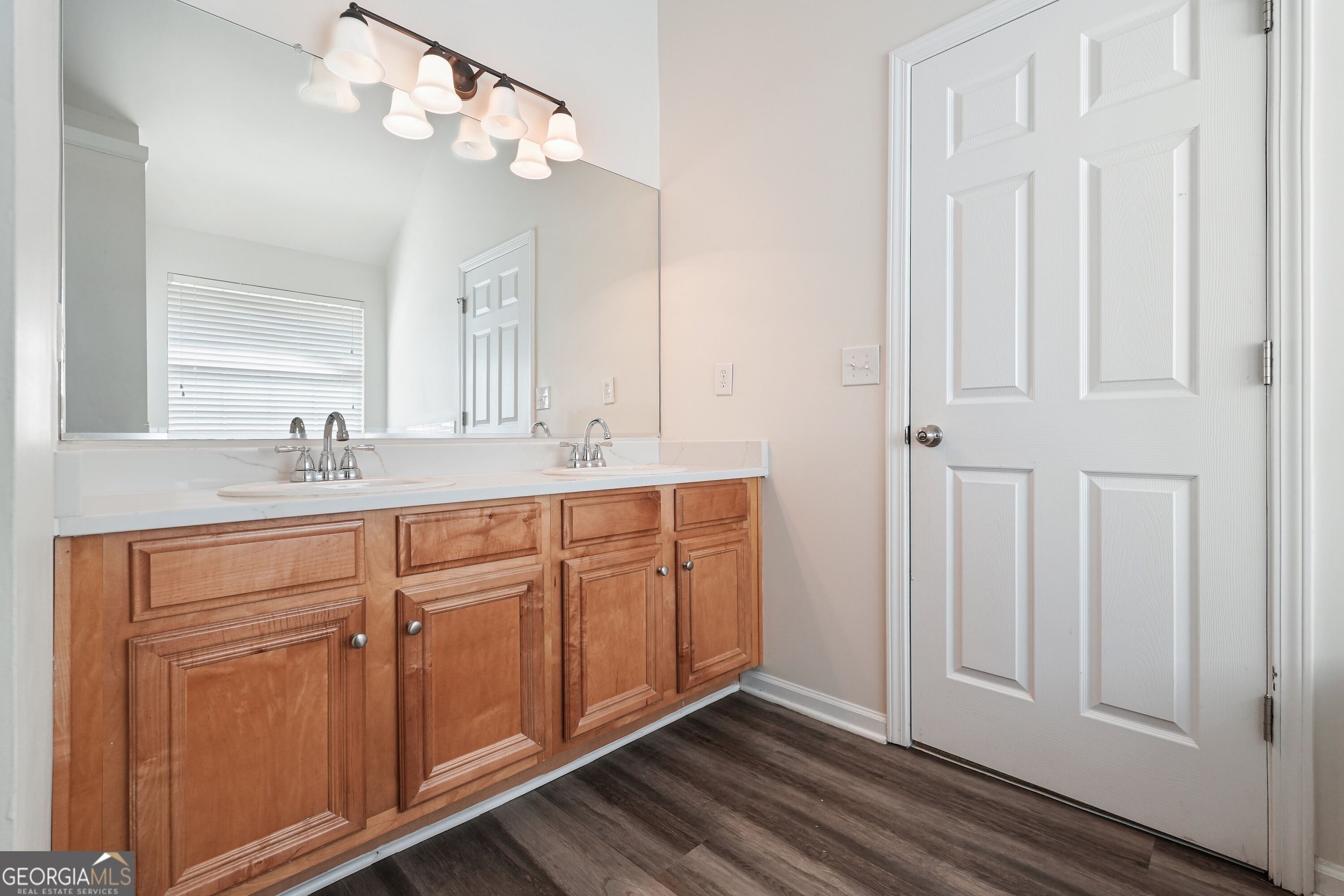 4177 Defoors Farm Drive Property Photo 17