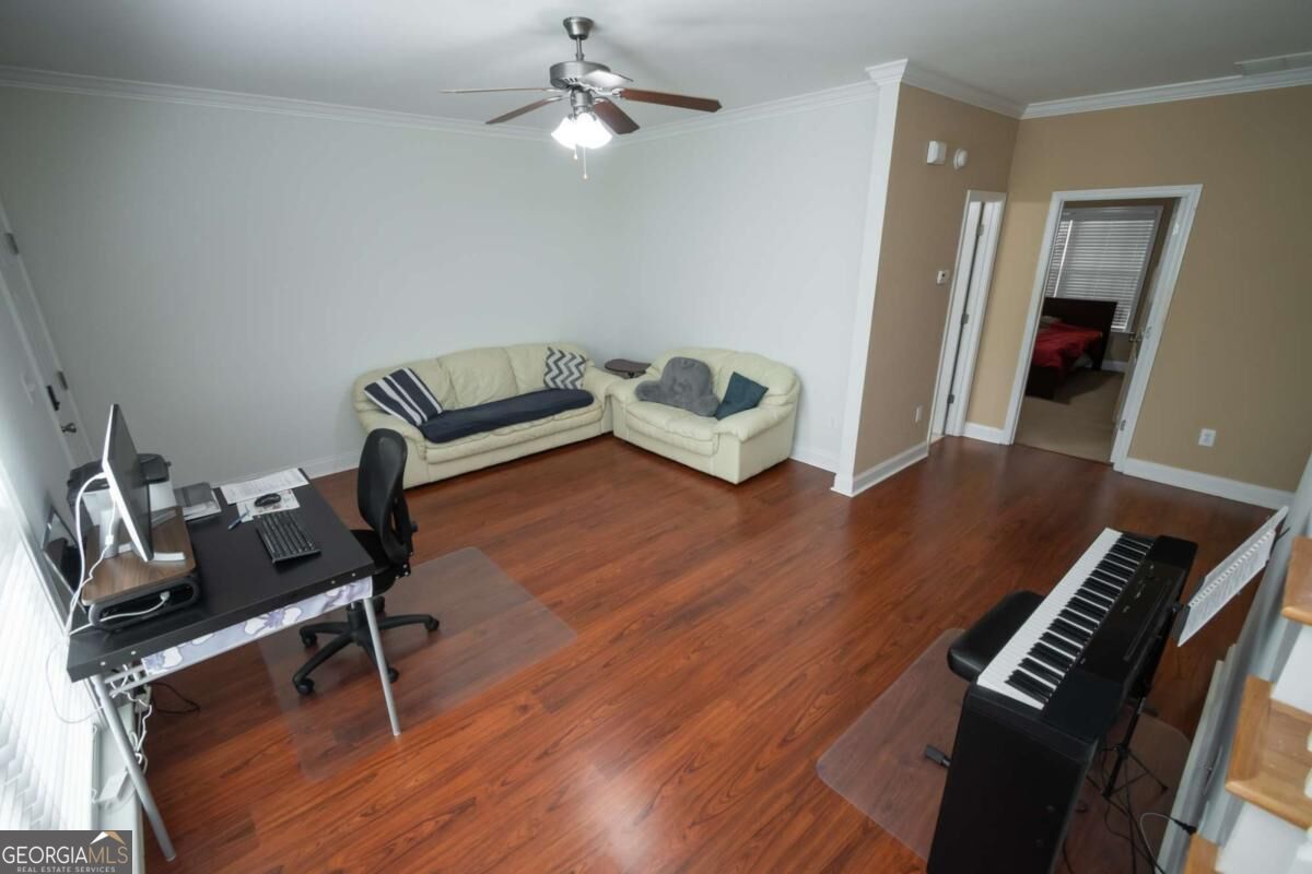 1340 Brighton Lane Property Photo 2