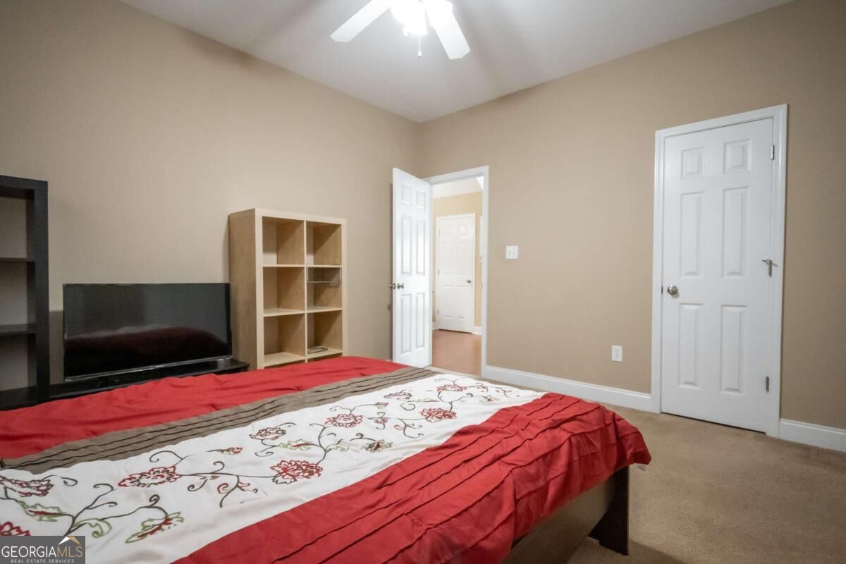 1340 Brighton Lane Property Photo 12