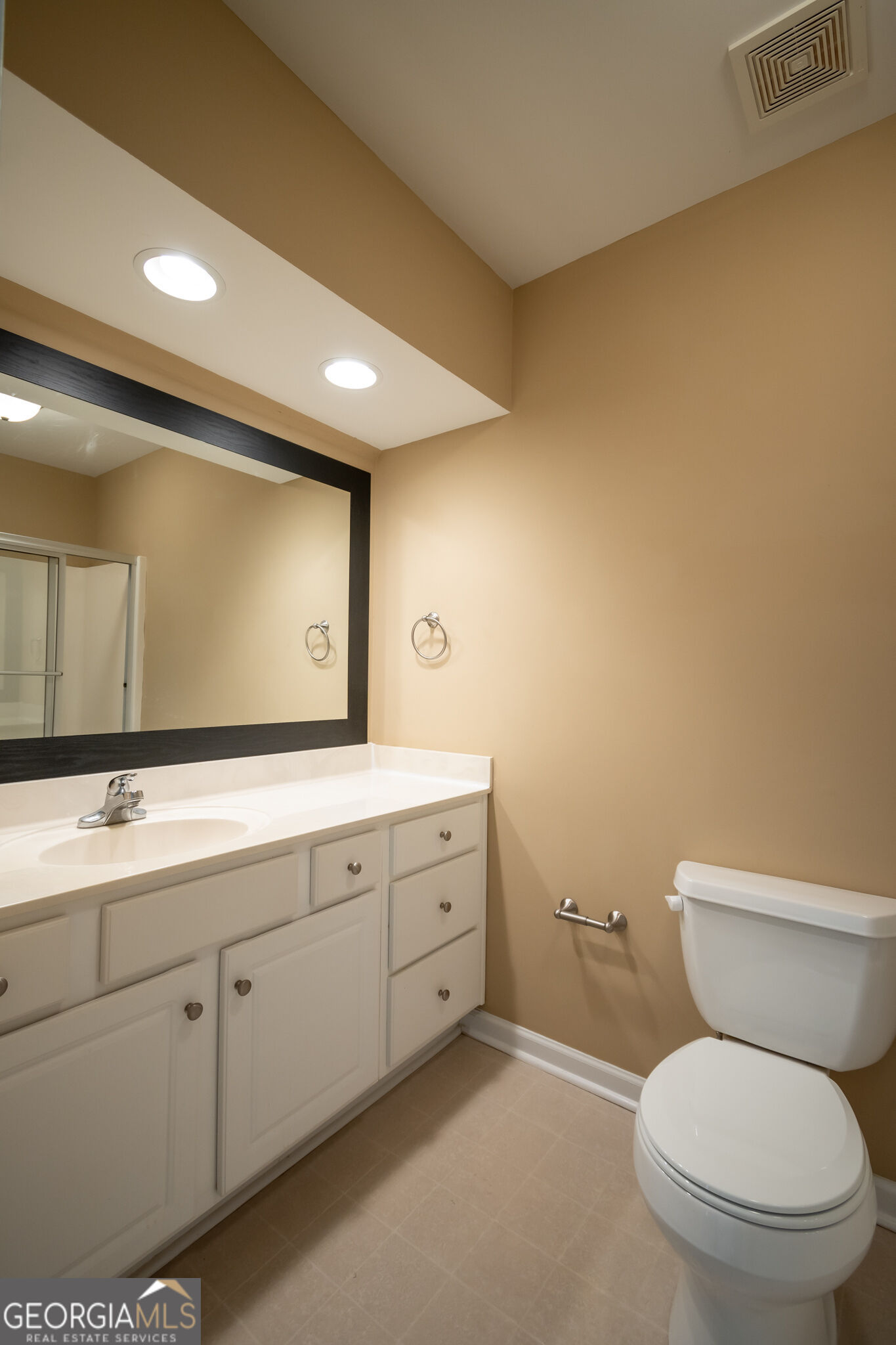 1340 Brighton Lane Property Photo 20