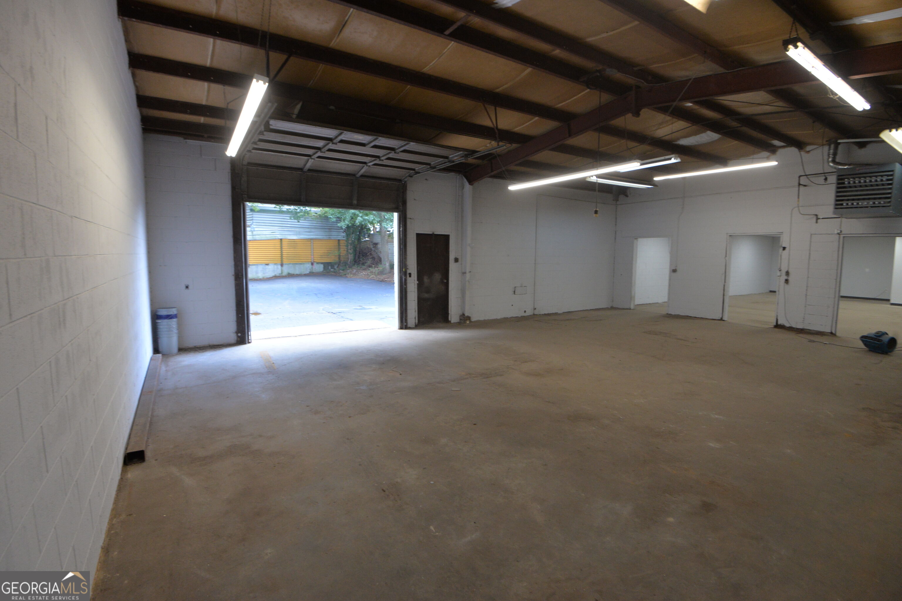4652 Jonesboro Road # B Property Photo 9