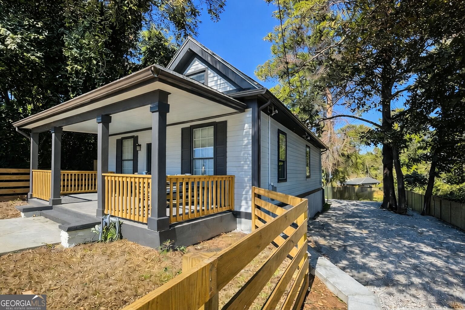 334 McDonough Boulevard SE Property Photo 1