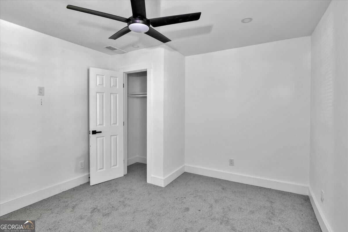 2256 Carey Drive Se Property Photo 12