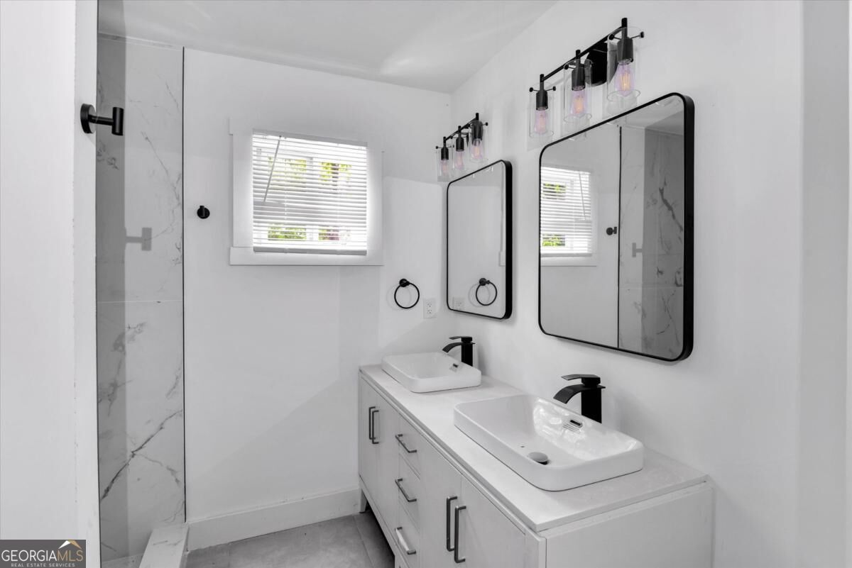 2256 Carey Drive Se Property Photo 14