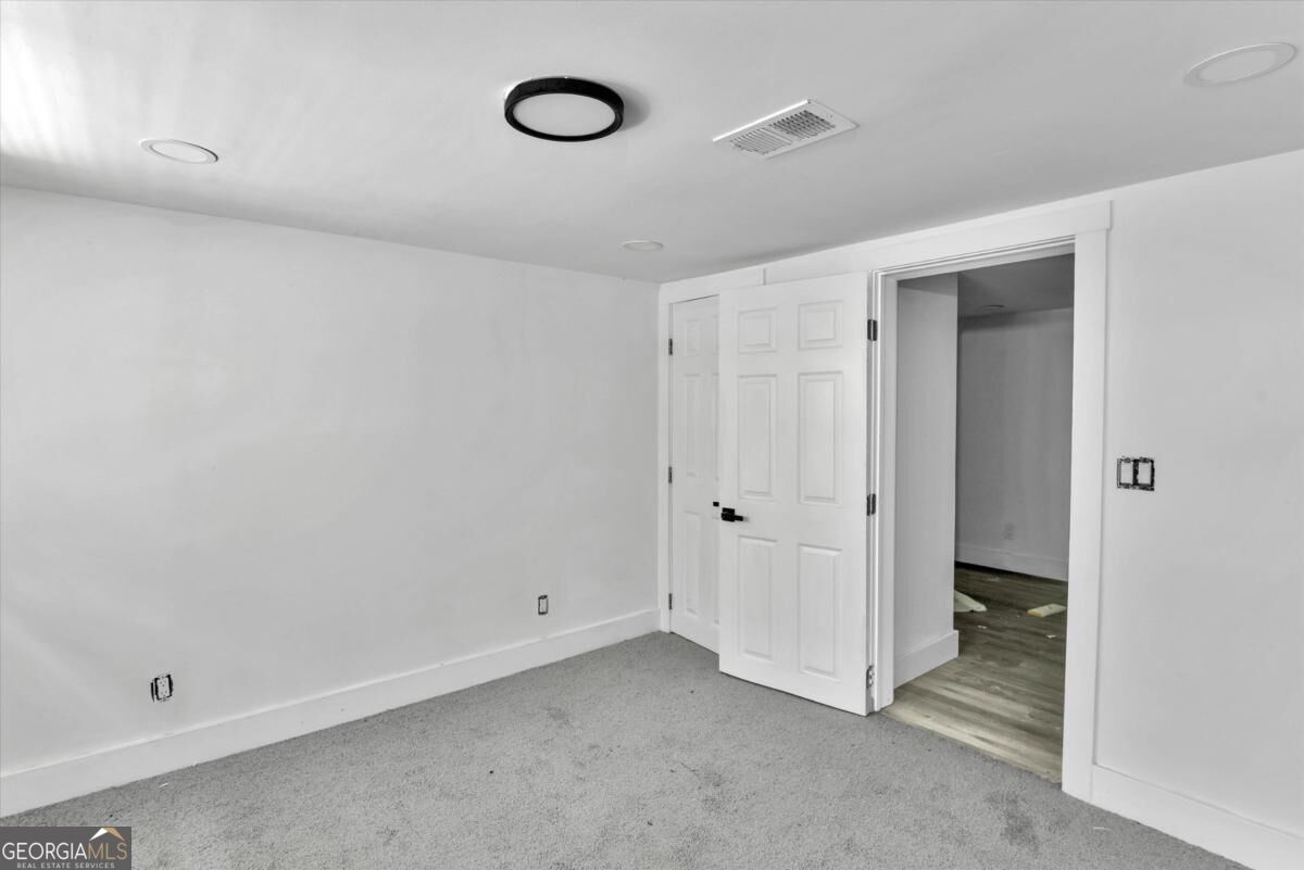 2256 Carey Drive Se Property Photo 24