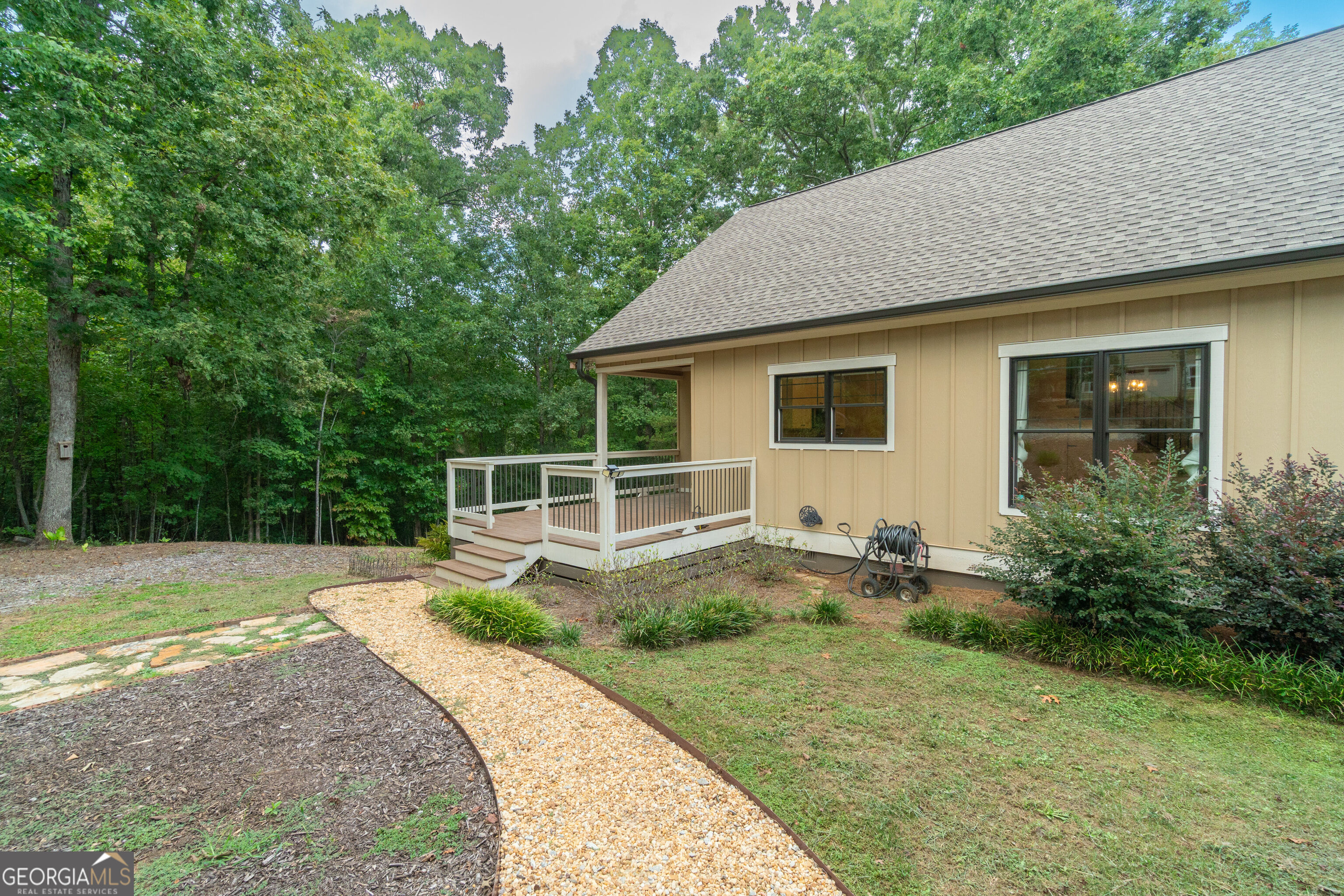 5240 Highway 17 Property Photo 13