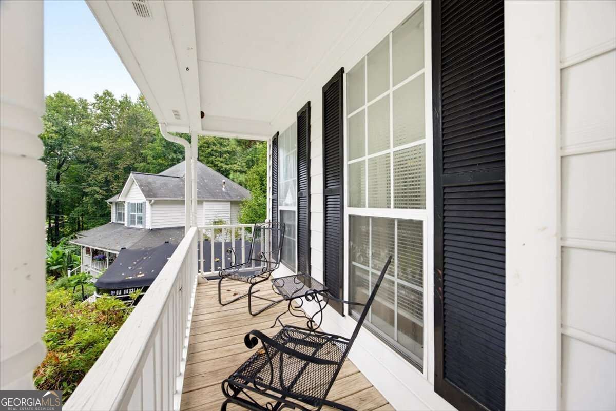 288 Olde Mill Pointe Property Photo 4
