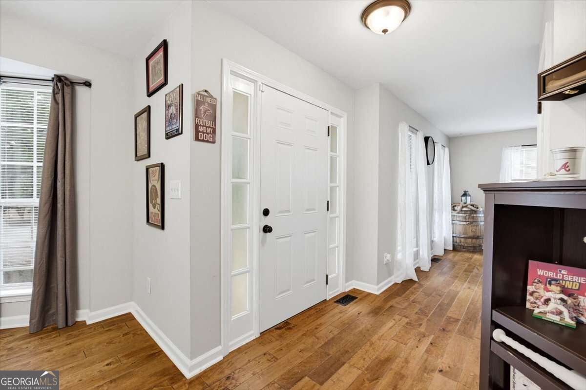 288 Olde Mill Pointe Property Photo 5