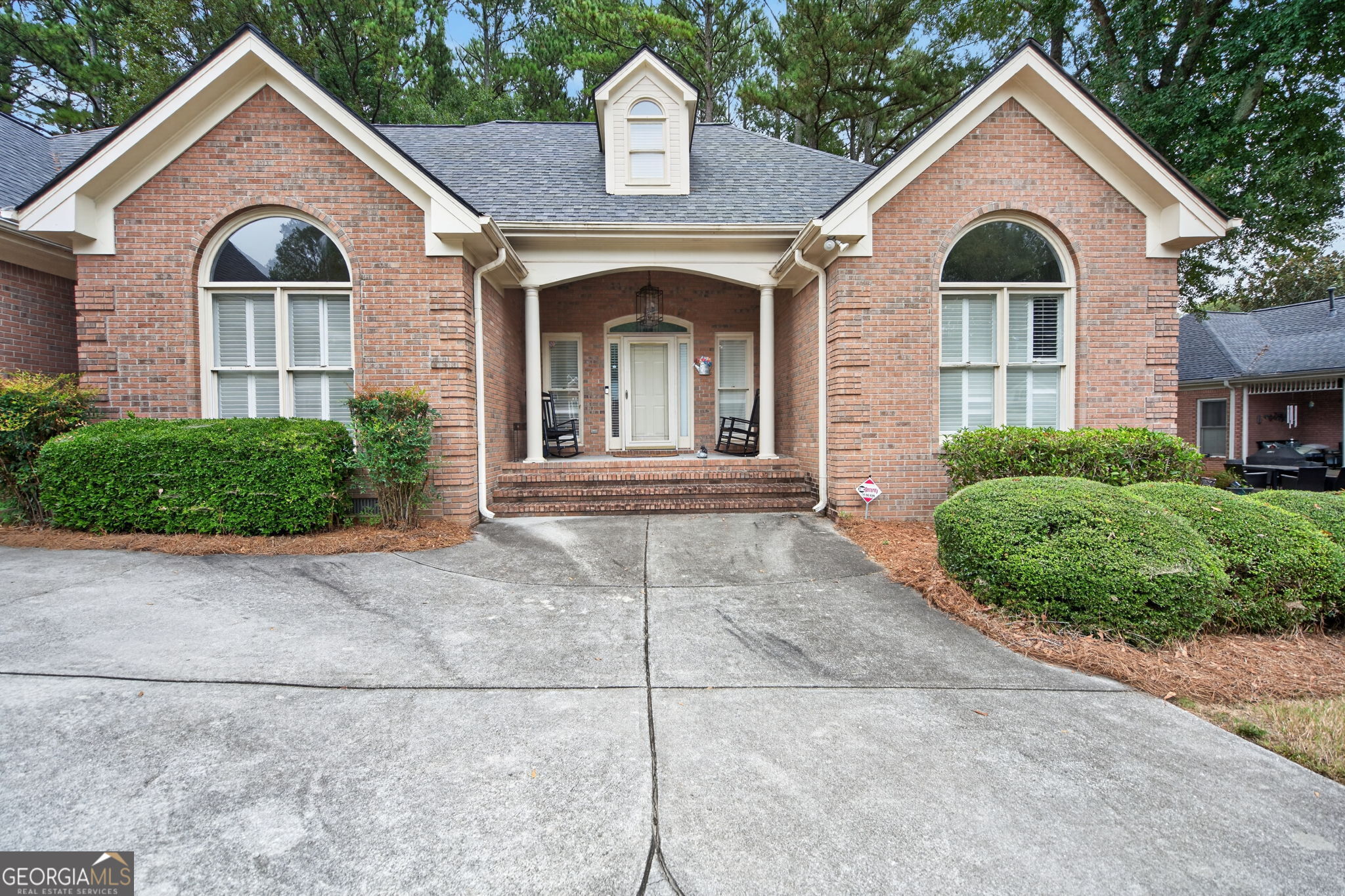 403 Magnolia Court Property Photo 3