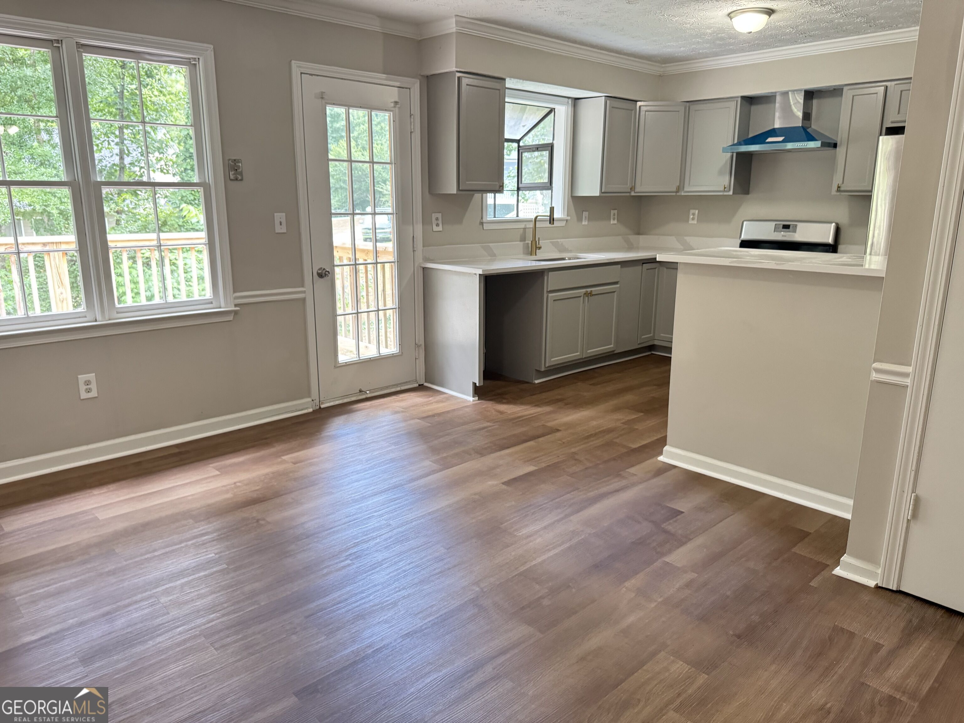 1192 Grayland Lane Property Photo 4