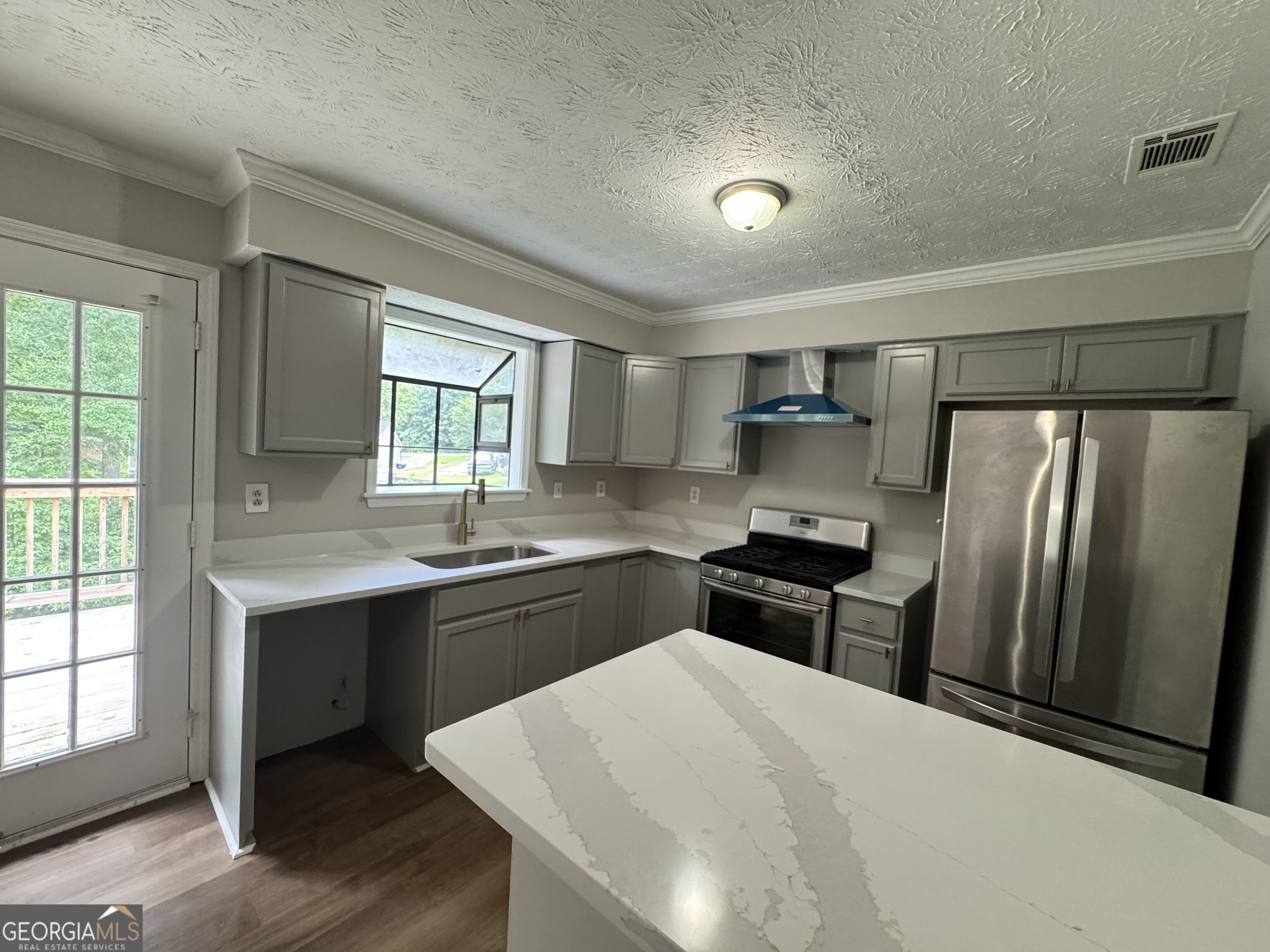 1192 Grayland Lane Property Photo 6