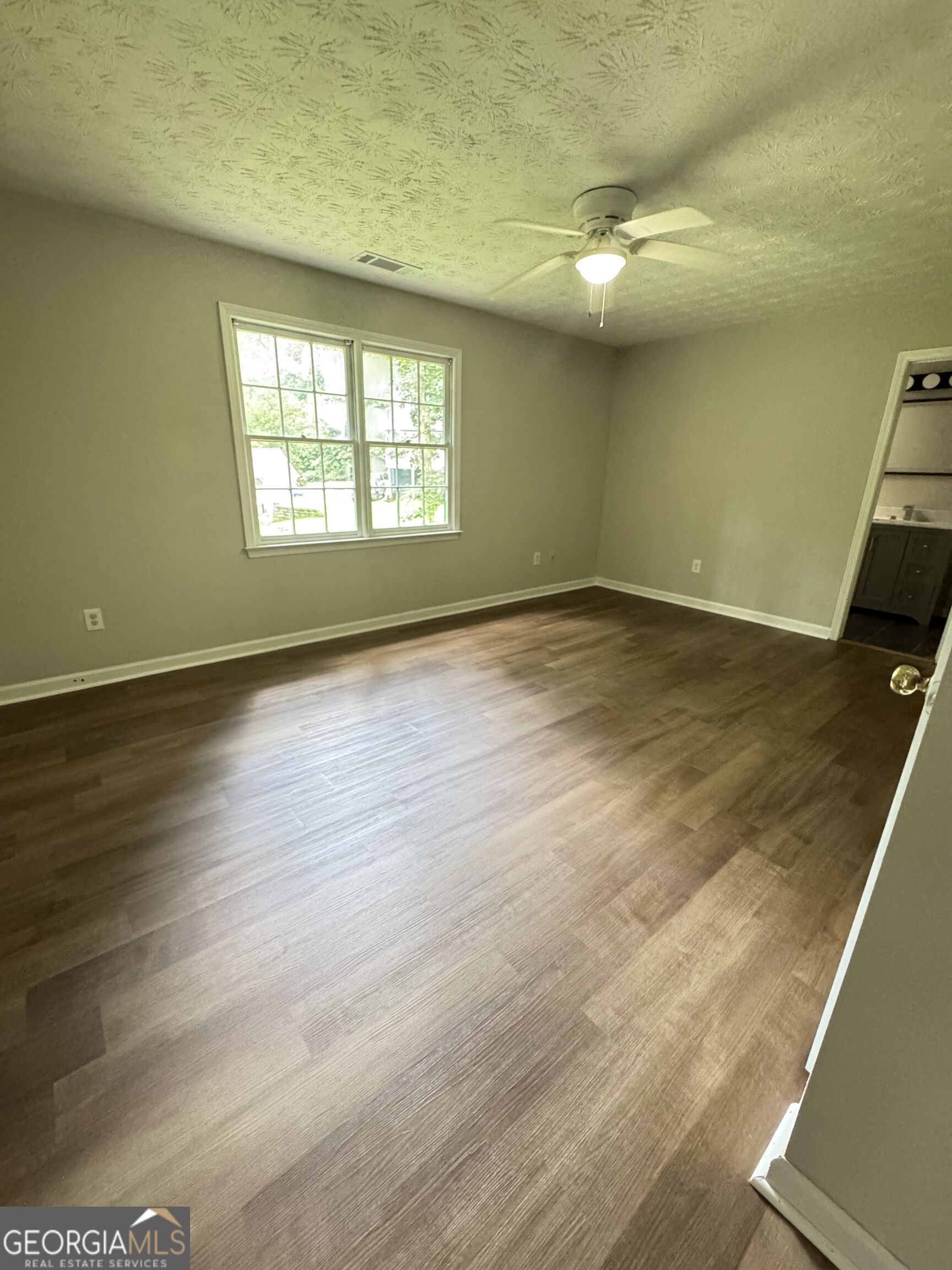 1192 Grayland Lane Property Photo 9