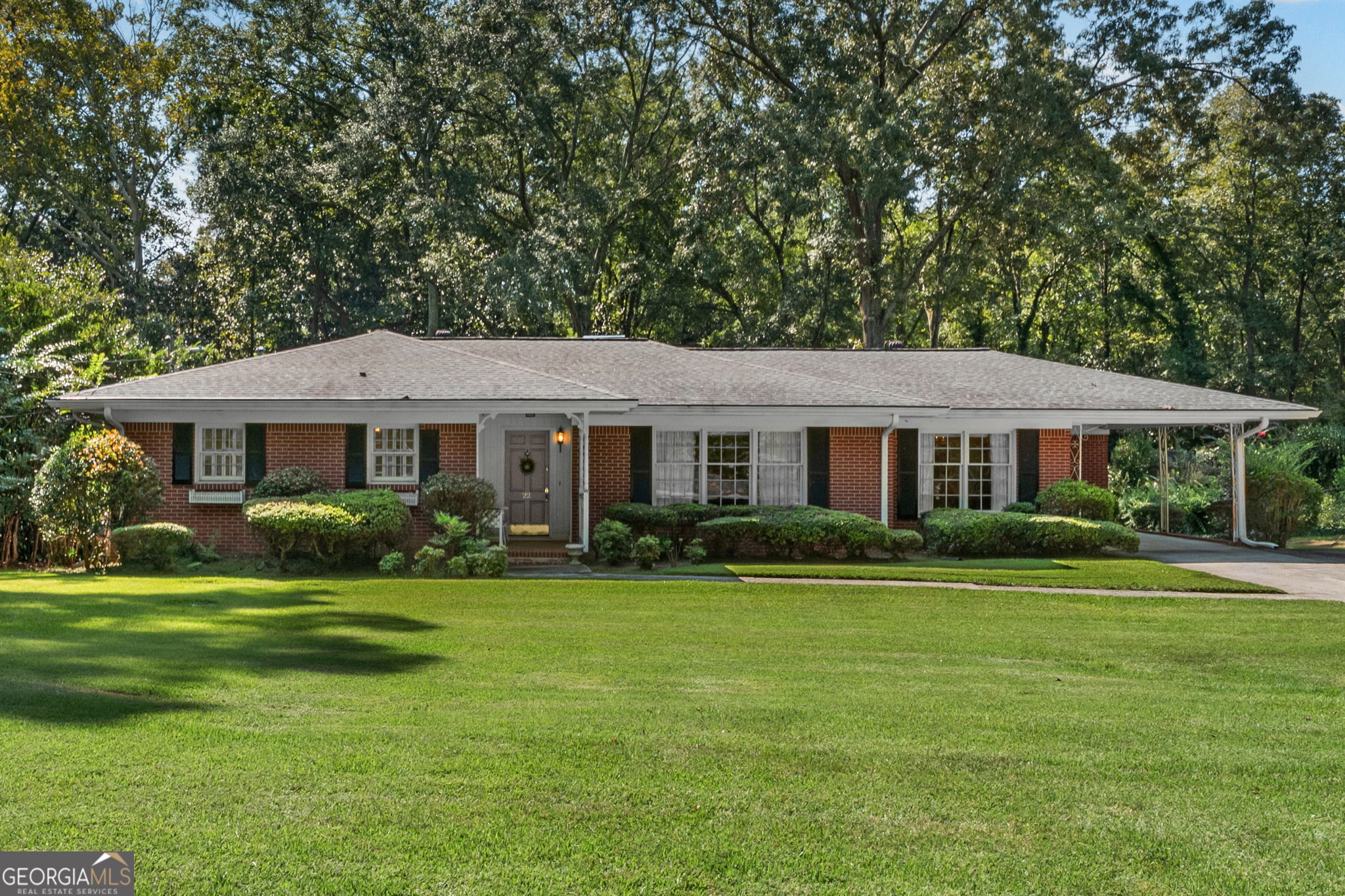 22 Winfield Drive Property Photo 1
