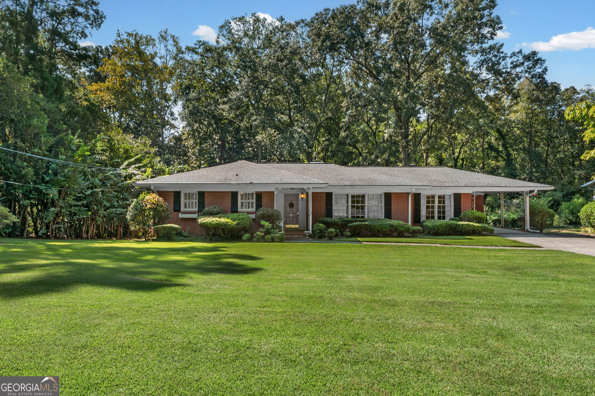 22 Winfield Drive Property Photo 2