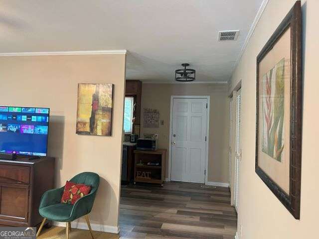 1314 N Cliff Valley Way Ne Property Photo 12