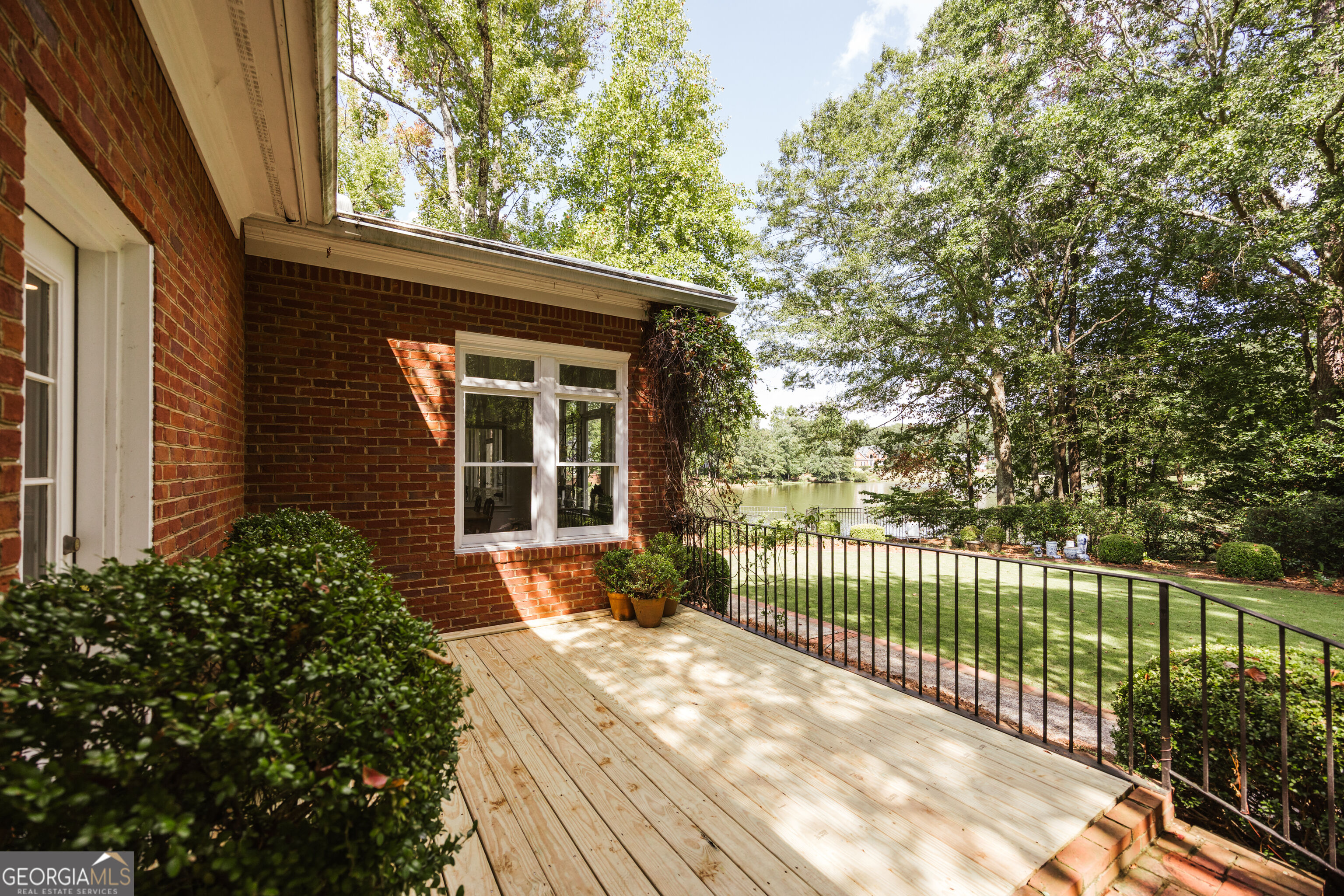 1031 Millers Lake Drive Property Photo 47