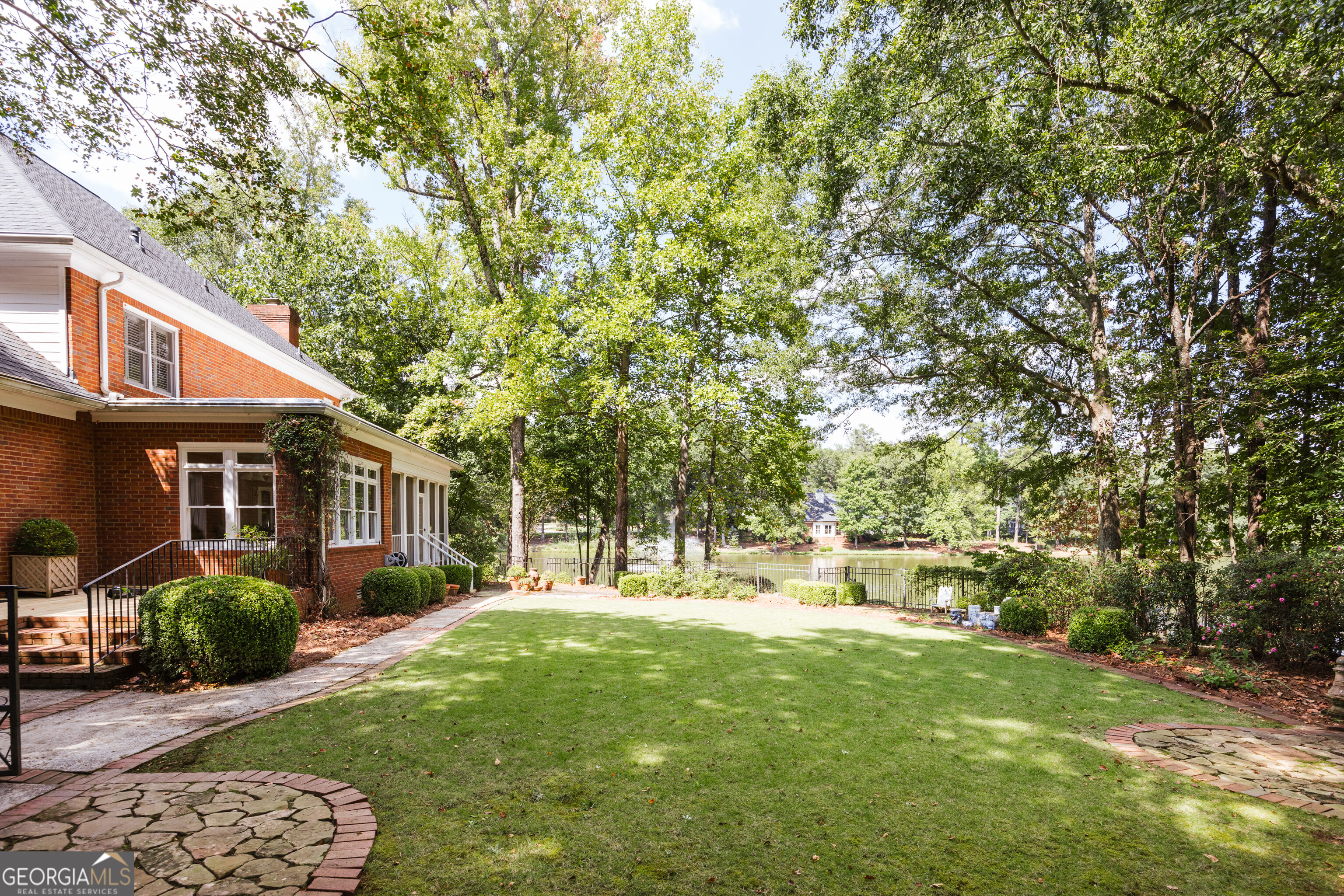 1031 Millers Lake Drive Property Photo 63