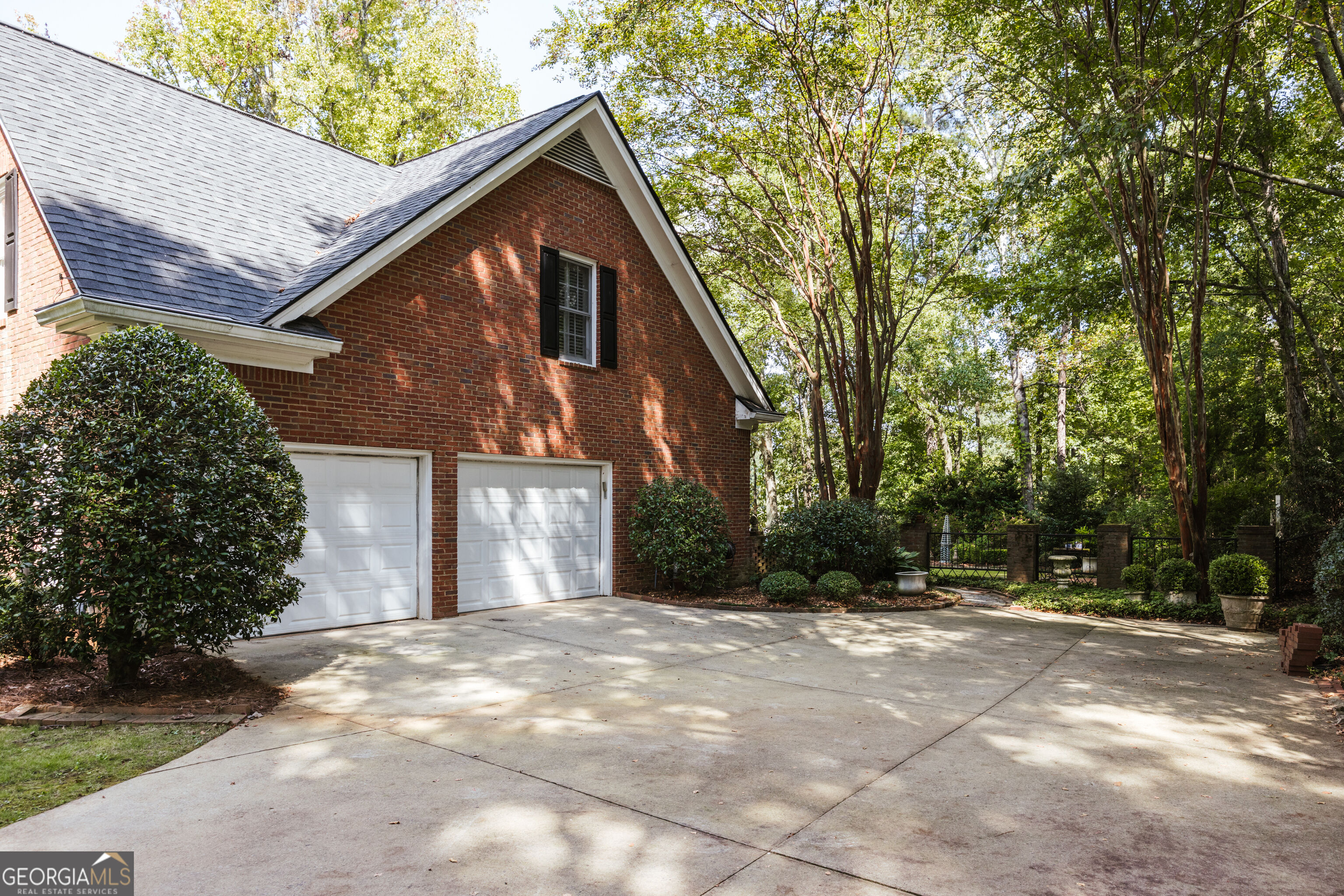 1031 Millers Lake Drive Property Photo 77