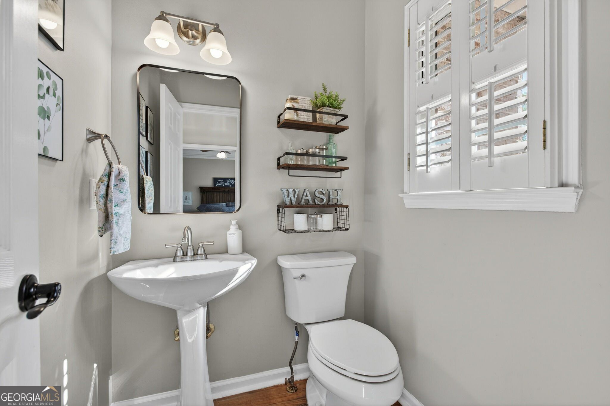16 Stratford Lane Property Photo 8