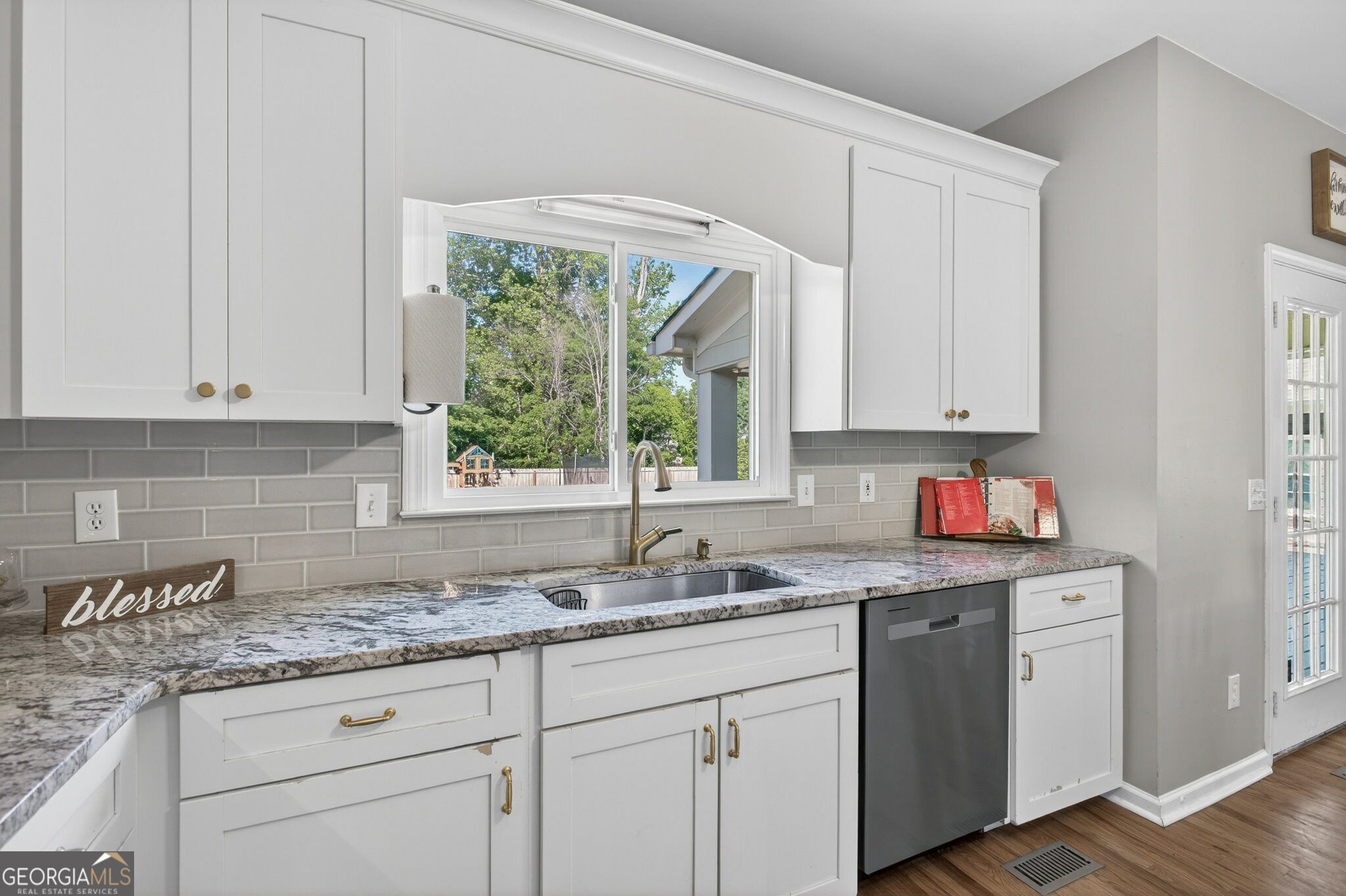 16 Stratford Lane Property Photo 29