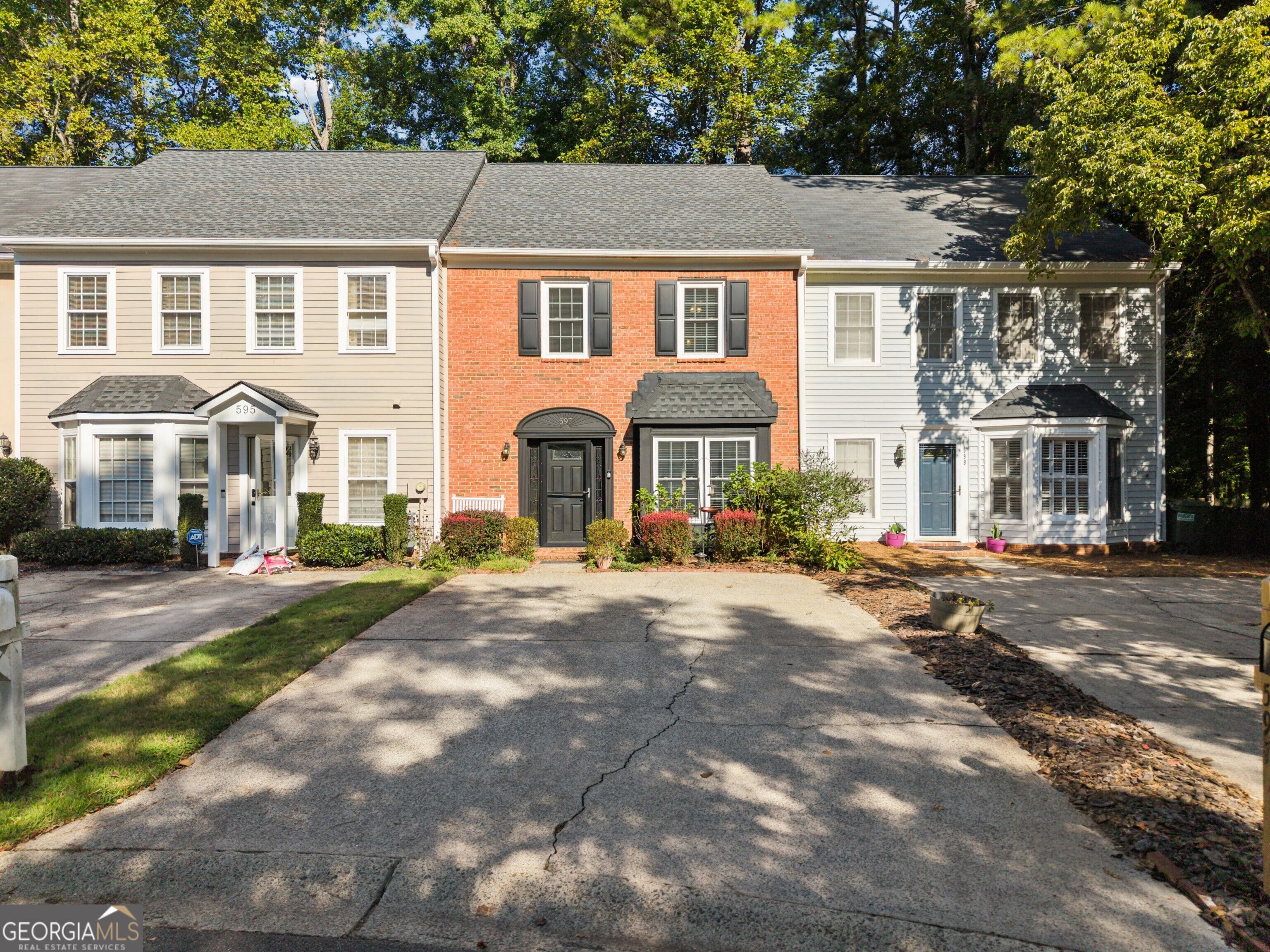 597 Saint James Walk Se Property Photo 7