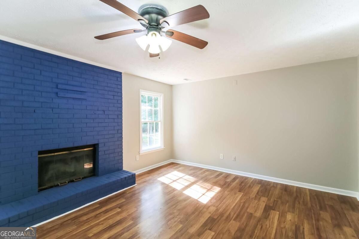 8605 Collins Drive Property Photo 4